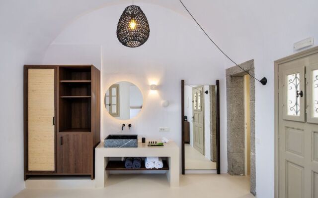 Azanti Suites