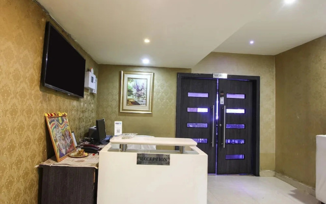 Chandra Grand Hotel by OYO Rooms