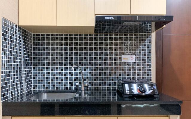 Nice And Comfort 1Br At Sky Terrace Apartment