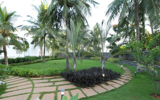 OYO 13820 Coco Retreat Farm