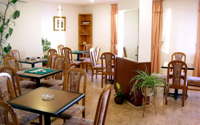Hotel El Puente