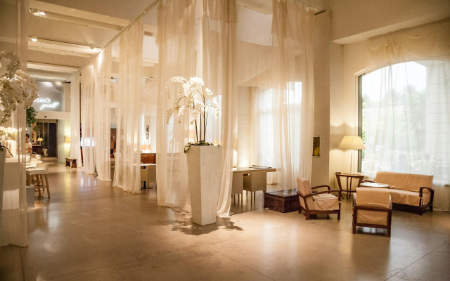 Cosmo Hotel Palace
