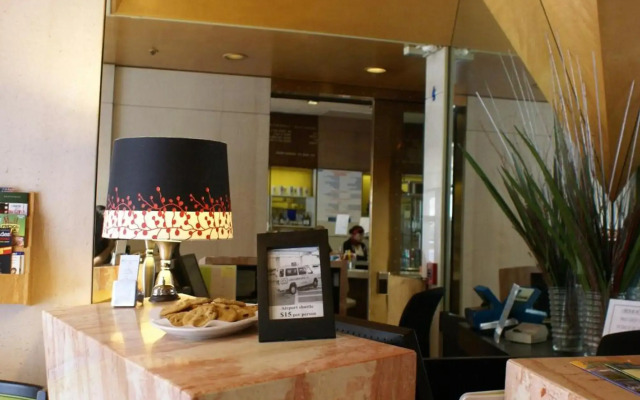 Touchstone Hotel - City Center