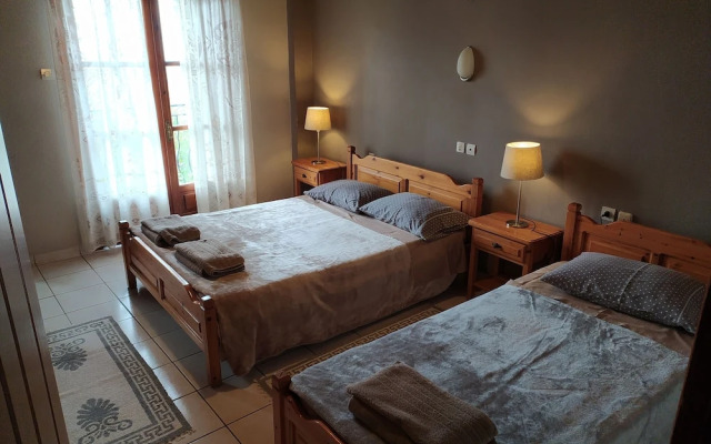 Hotel Defkalion