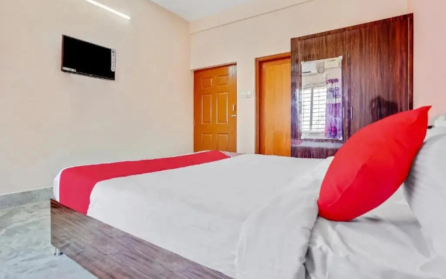 Satya Homes by OYO Rooms