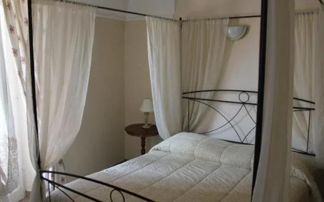 Hotel Porta Santa Maria