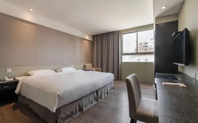 River inn Zili
