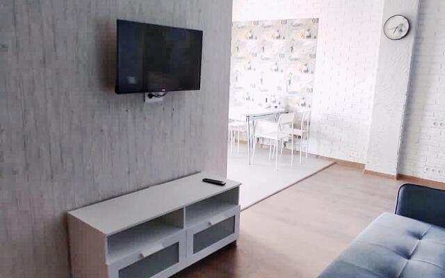 Dynasty on Borisova str., 40