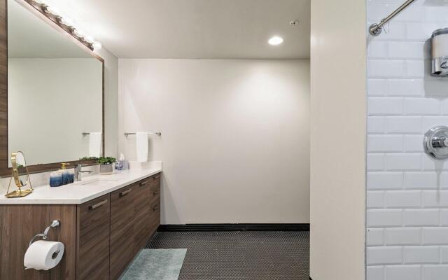 Luxury Downtown Dallas Stay by Amyfinehouse