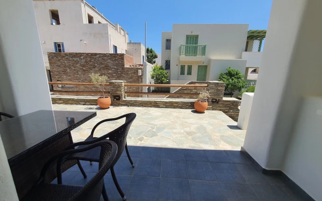 Karaoulanis apartments