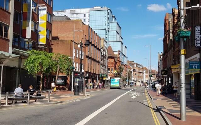 Central Reading Friar Street Serviced Apartment