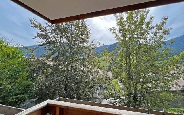 Central Vacation Apartment With View