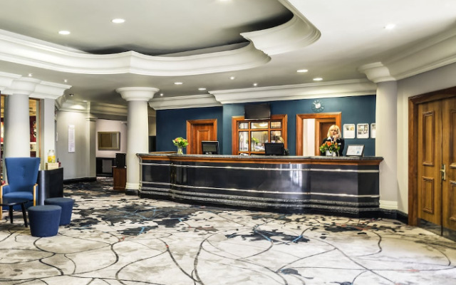 Mercure Dartford Brands Hatch Hotel &amp; Spa