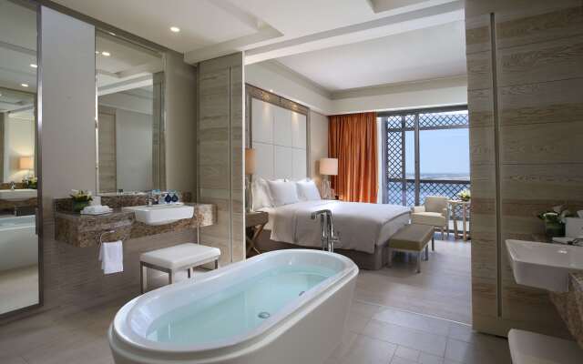 Hilton Dead Sea Resort & Spa