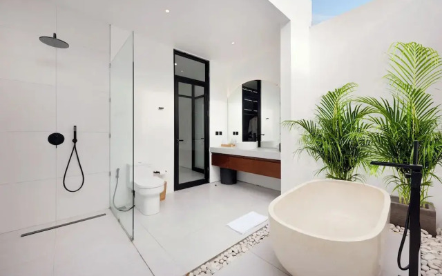 Baliwood Residence Villas II