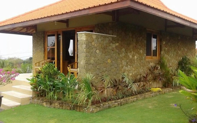 Three Monkeys Villas