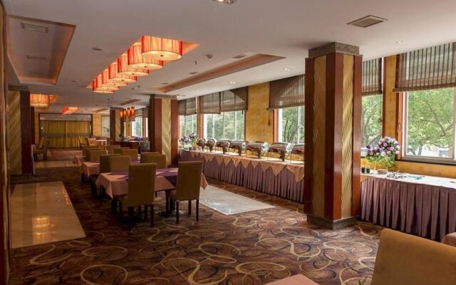 Jiashan City Hotel