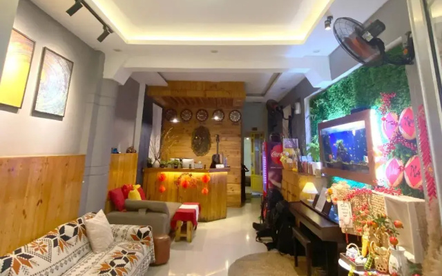 Violet Star  & Spa