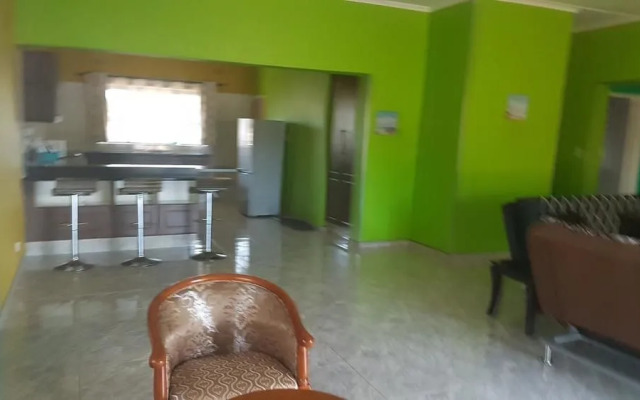 Dzimbahwe Guest Lodge