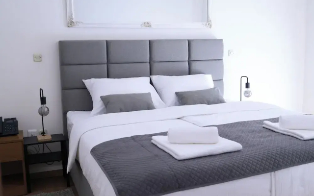 Artena Hotel