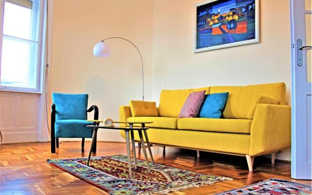 Csilla Home Apartman