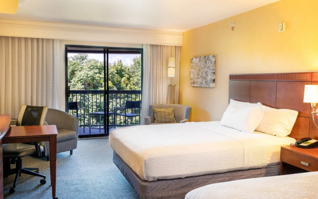 Courtyard by Marriott Kingston