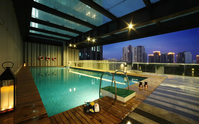 Rhombus Park Aura Chengdu Hotel