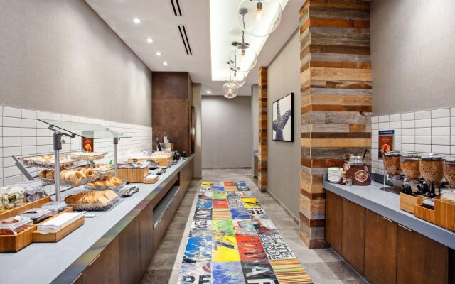 SpringHill Suites by Marriott Escondido Downtown