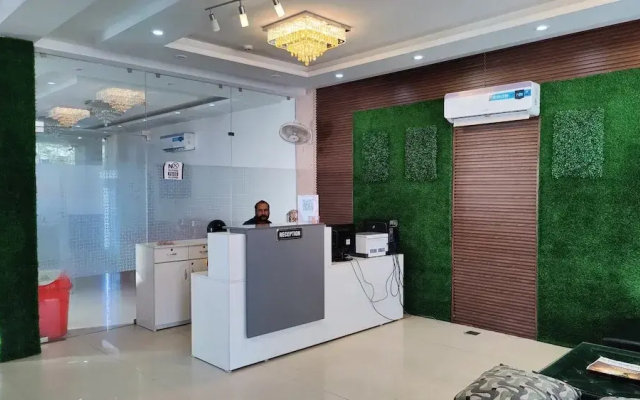 Hotel Royal Regency