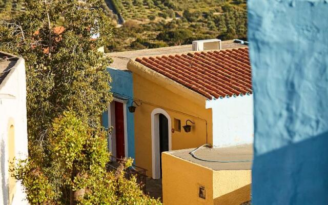 Arolithos Traditional Cretan Village