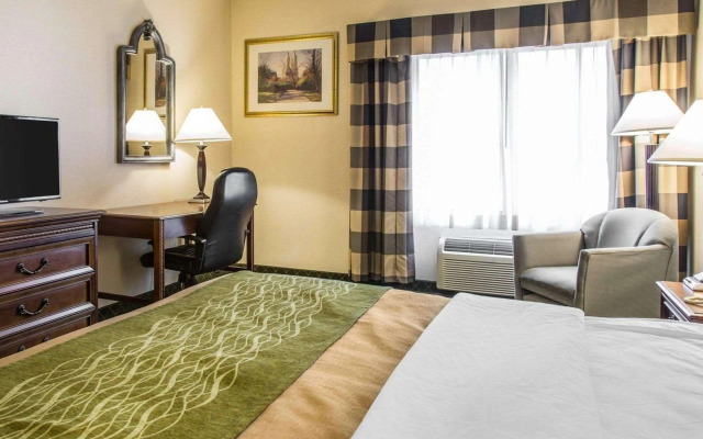Comfort Inn East Windsor - Springfield
