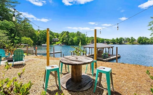 Nancy Key W/pool, Wine Cave, Optional Boat Rental