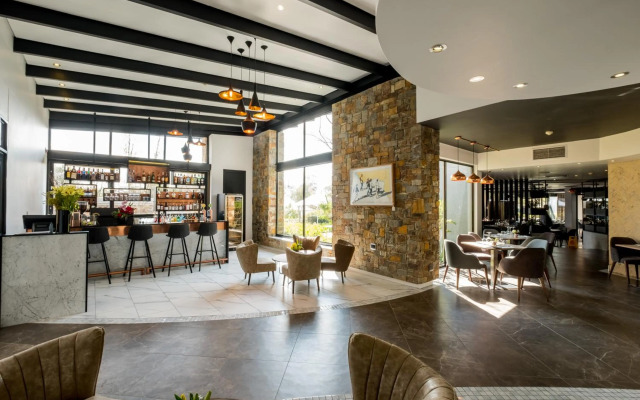 Seven Villa Hotel and Spa