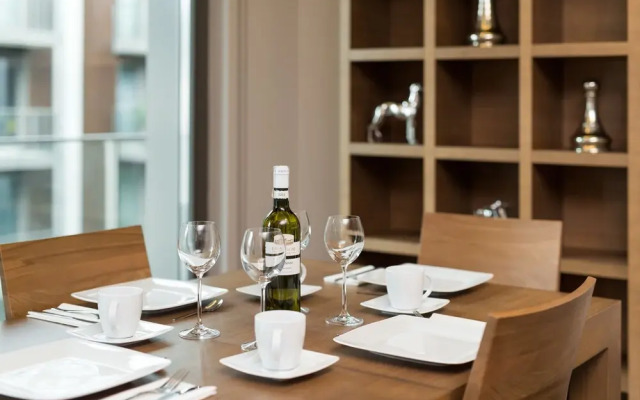 Avesa Luxury Apartments by Wawel Castle