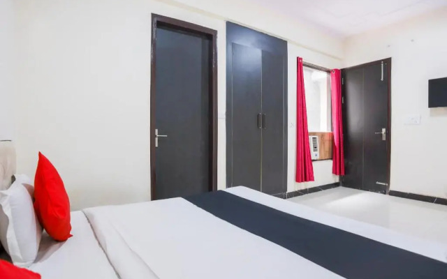 Grandeur Hotel by OYO Rooms