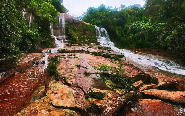 Residencial Picinguaba "Pé na Areia - 60m da Praia"