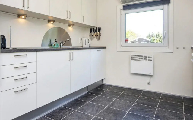 6 Person Holiday Home in Tarm