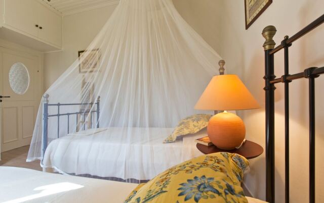 Casa Paleopolis near Royal Baths MonRepo