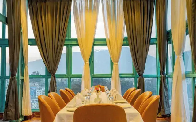 Mhendo Hotel & Studio Suites