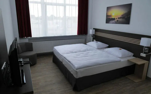 Ruhr Inn Hotel & Hostel