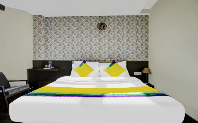 Itsy Hotels Crystal Palace Shimla With Valley View