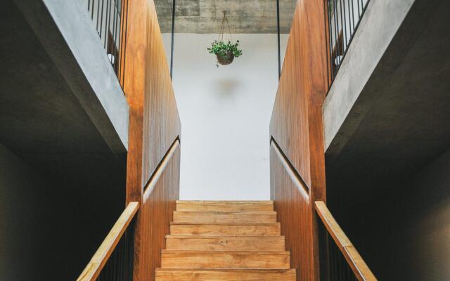 The House Tour Hotel with The Potting Shed