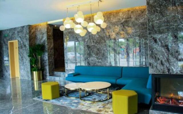 Ji Hotel Shanghai Jiuting Science and Technology City