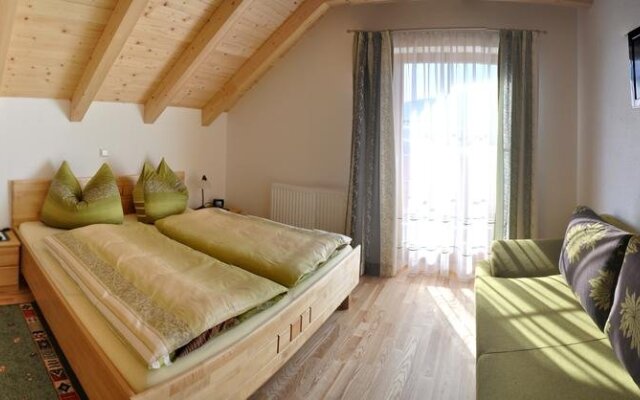 Sonnenchalets Mariapfarr