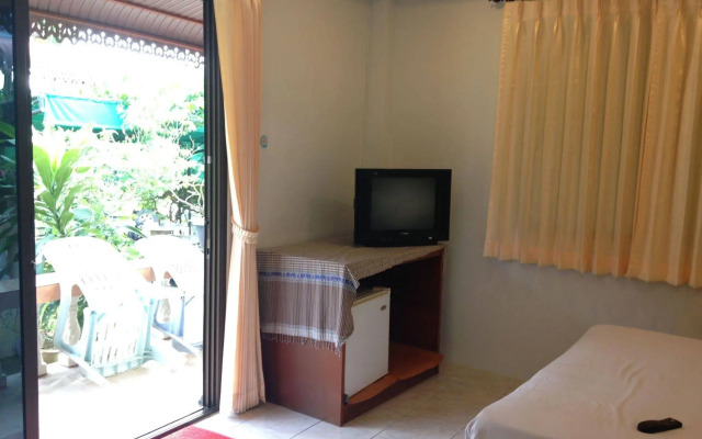 OYO 325 Naiyang Cottage (Vaccinated Staff)