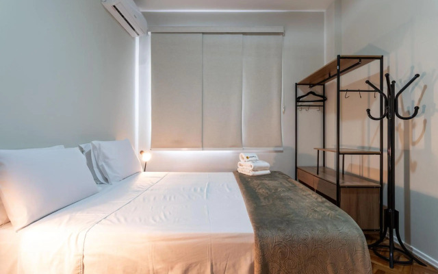 Pineapples PM203 - Moderno apartamento em Ipanema