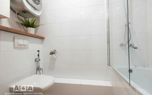 Apart House on Malysheva str., 42 a