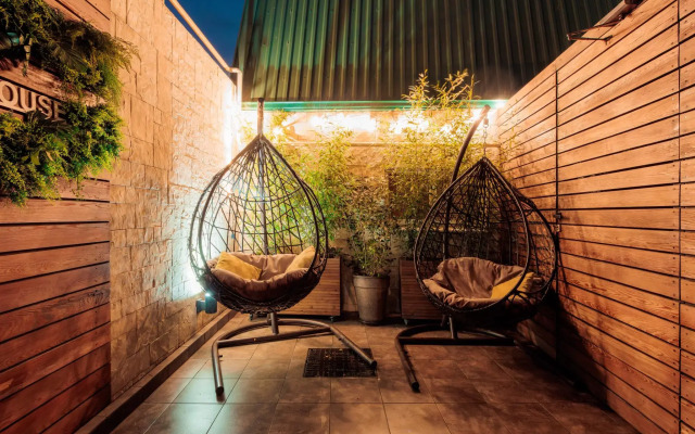 Sowa House