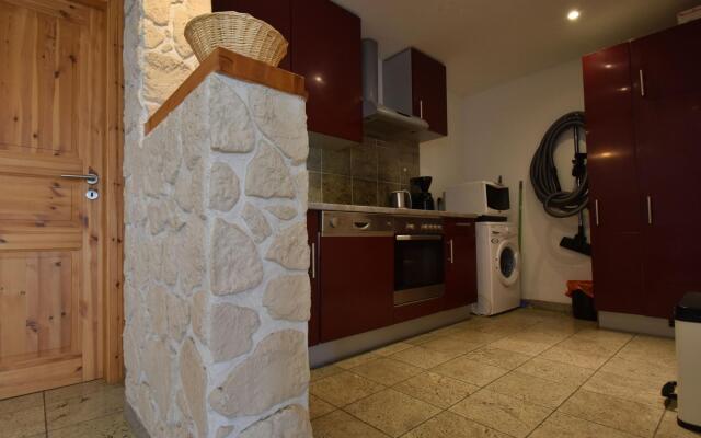 Quaint Holiday Home in Varsberg with Terrace