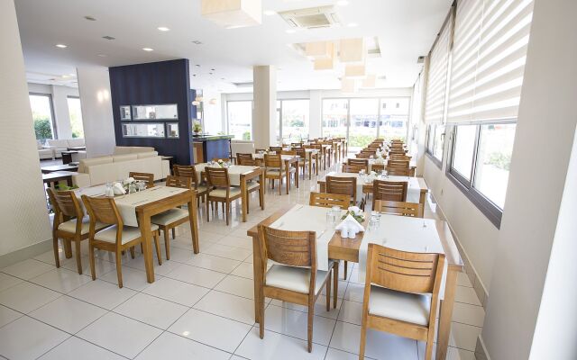 Cilek Marina Hotel